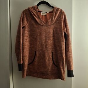 Vintage Cotton Women's Rust Hoodie with Black Accents